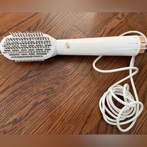 T3 Airebrush White and Rose Gold Hair Styling Tool